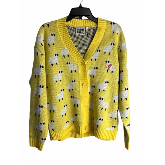 Reclaimed Vintage Lemon Sweater with Monochrome Accents - Picture 5 of 11